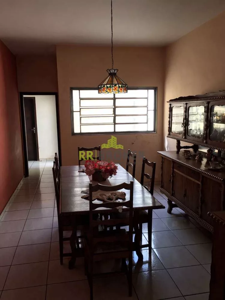 Casa, 3 quartos, 210 m² - Foto 3