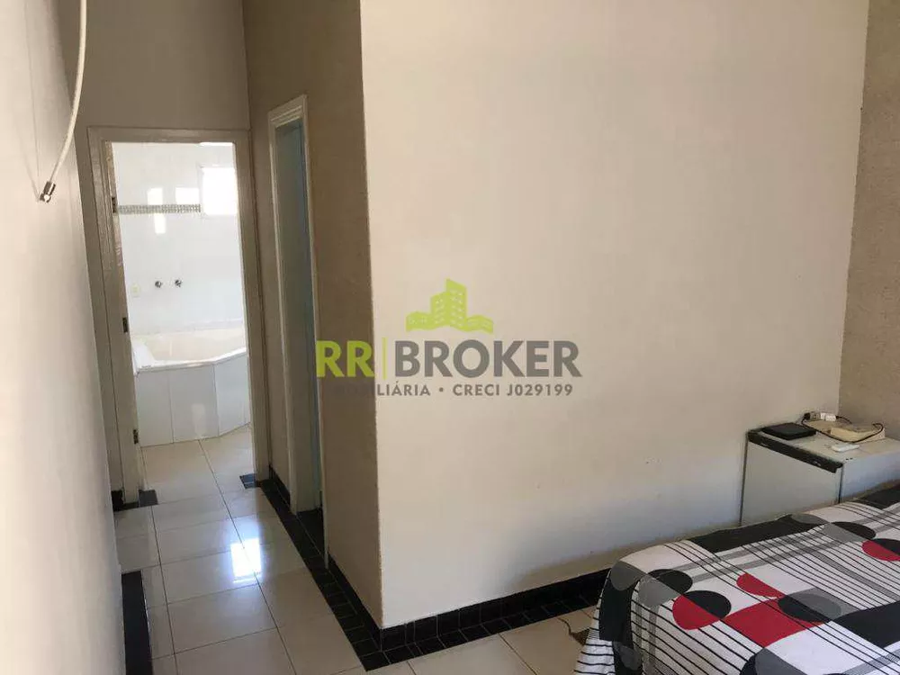 Casa à venda com 3 quartos, 200m² - Foto 4