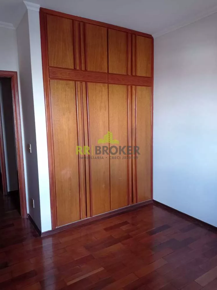 Apartamento à venda com 3 quartos, 178m² - Foto 4