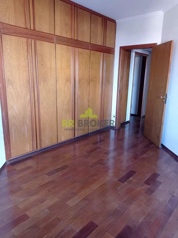 Apartamento à venda com 3 quartos, 178m² - Foto 3