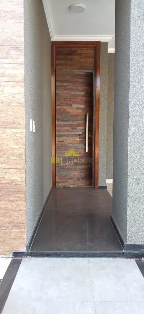 Sobrado à venda com 4 quartos, 302m² - Foto 2