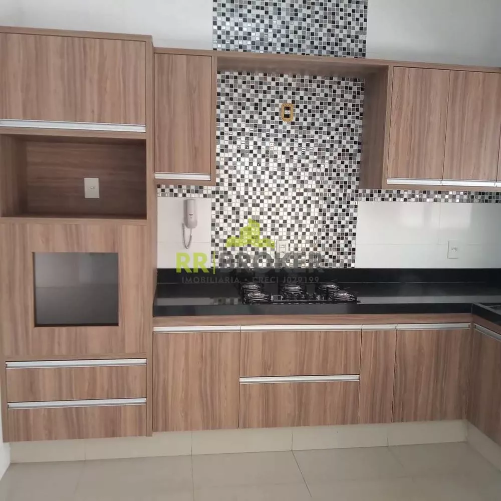 Sobrado à venda com 4 quartos, 302m² - Foto 14