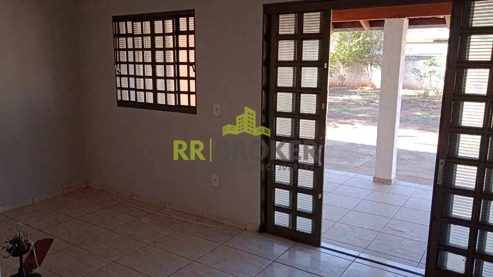 Casa à venda com 4 quartos, 360m² - Foto 13