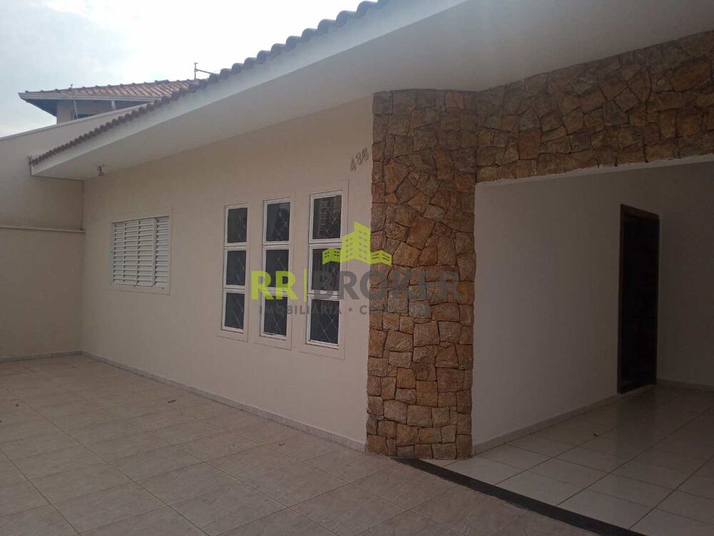 Casa, 3 quartos, 297 m² - Foto 1
