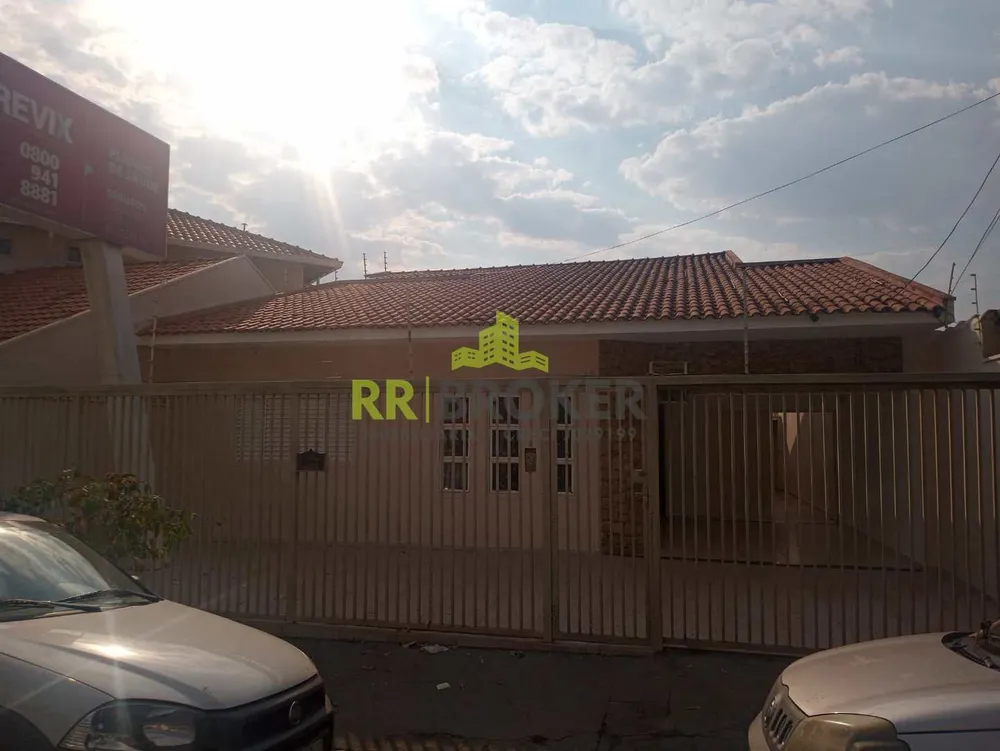 Casa, 3 quartos, 297 m² - Foto 1