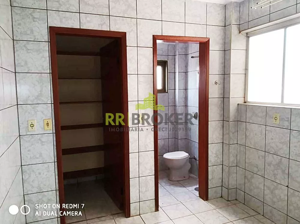 Apartamento à venda com 3 quartos, 84m² - Foto 4