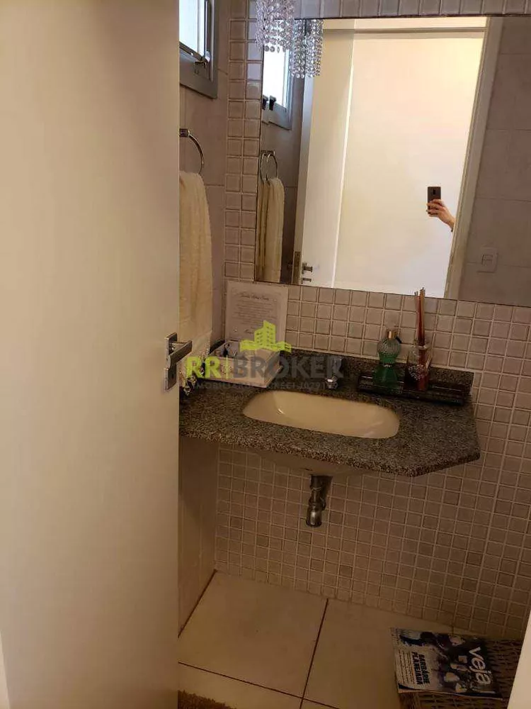 Apartamento à venda com 3 quartos, 219m² - Foto 5