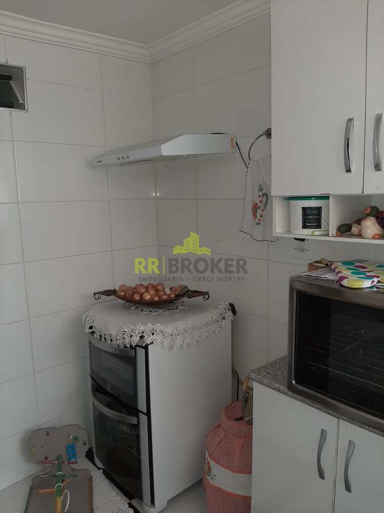 Apartamento à venda com 3 quartos - Foto 4
