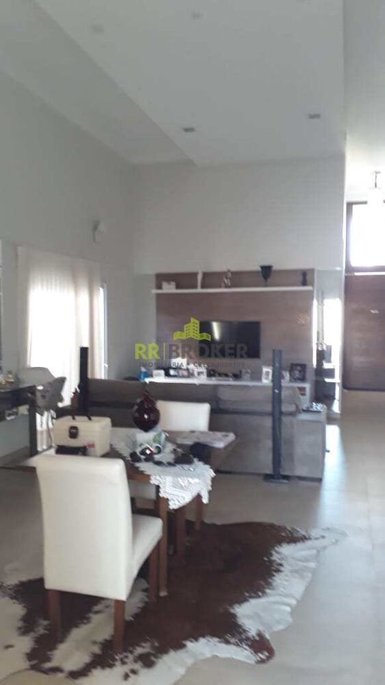 Casa de Condomínio à venda com 3 quartos, 400m² - Foto 3