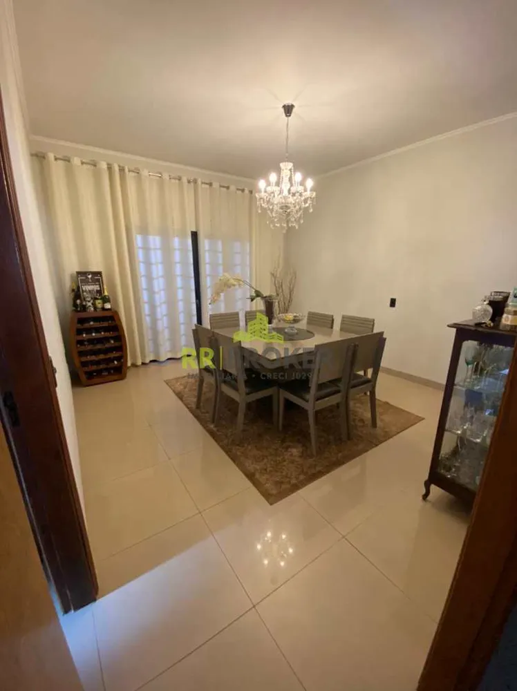 Casa, 3 quartos, 160 m² - Foto 1