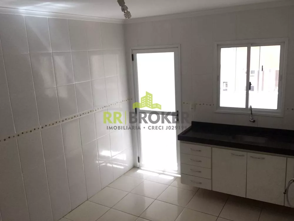 Apartamento à venda com 3 quartos, 78m² - Foto 4