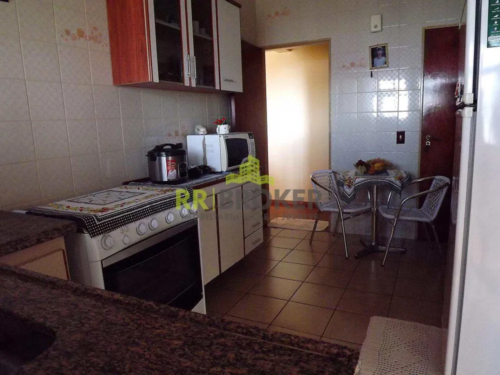 Apartamento, 3 quartos, 115 m² - Foto 2