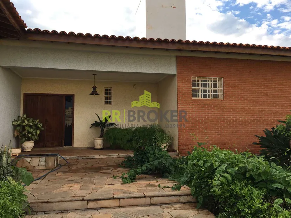 Casa, 4 quartos, 660 m² - Foto 2