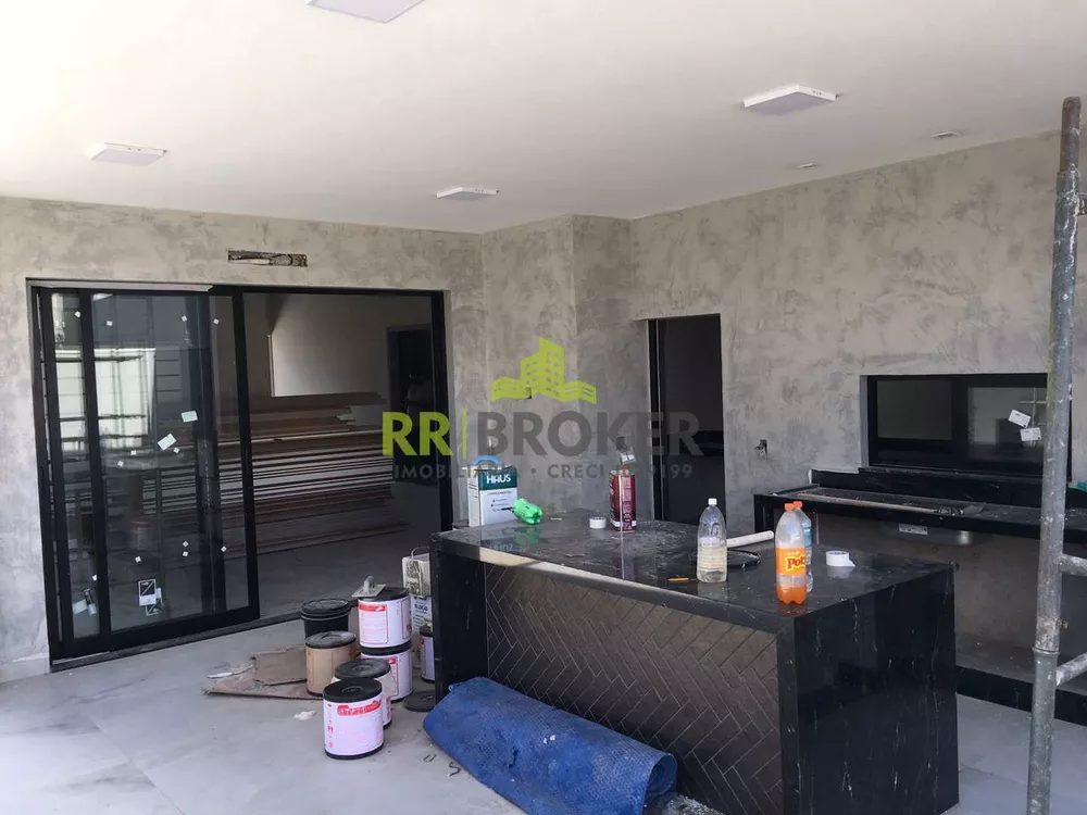 Casa de Condomínio à venda com 3 quartos, 240m² - Foto 4