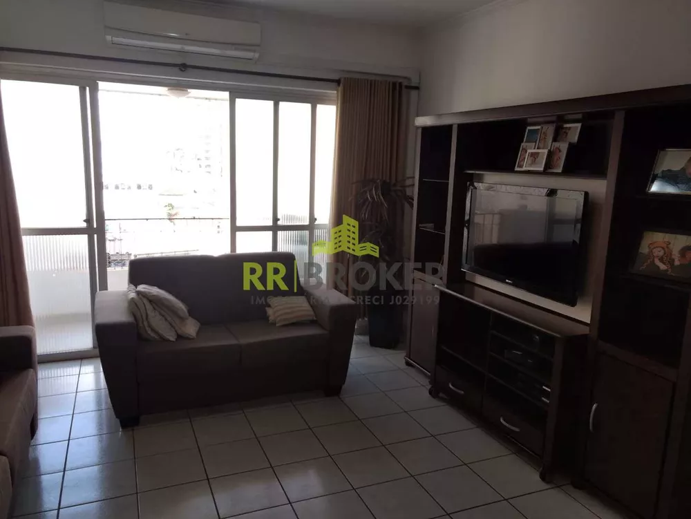 Apartamento à venda com 3 quartos, 147m² - Foto 1