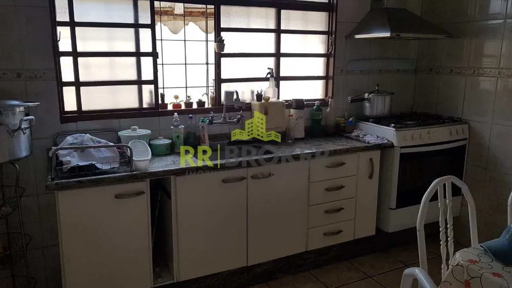Casa, 3 quartos, 310 m² - Foto 1