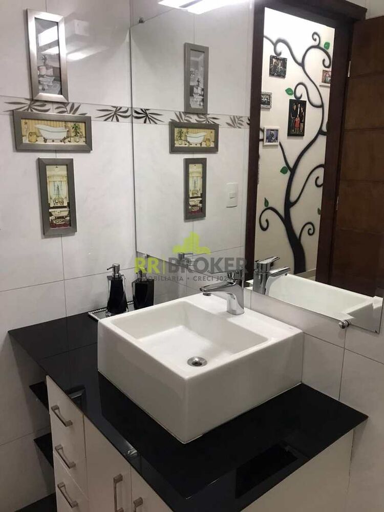 Casa à venda com 3 quartos, 207m² - Foto 7