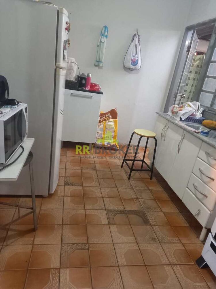 Casa, 2 quartos, 180 m² - Foto 2