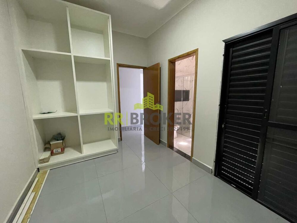 Casa de Condomínio à venda com 3 quartos, 253m² - Foto 4