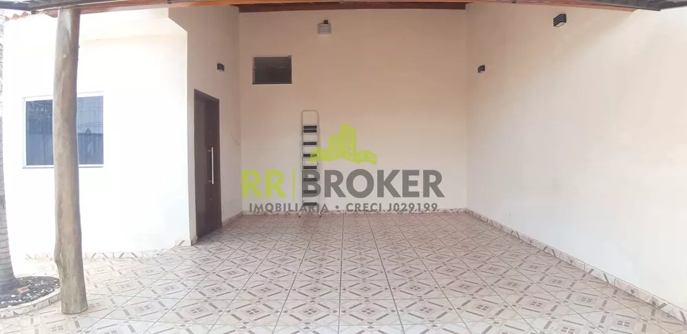 Casa à venda com 2 quartos, 130m² - Foto 4