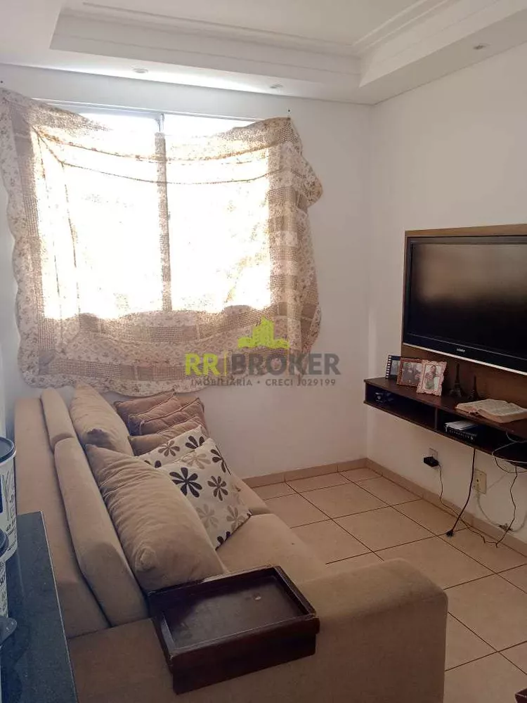 Apartamento à venda com 2 quartos, 46m² - Foto 2