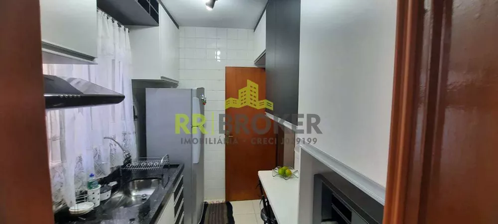 Apartamento à venda com 2 quartos, 52m² - Foto 2