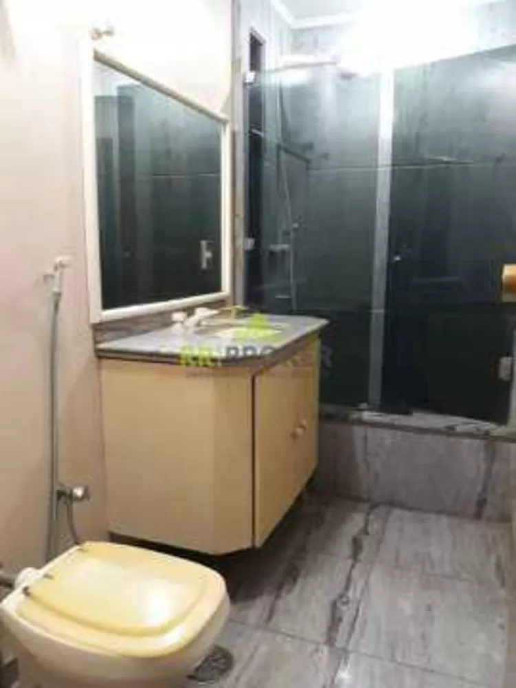 Apartamento à venda com 3 quartos, 180m² - Foto 7