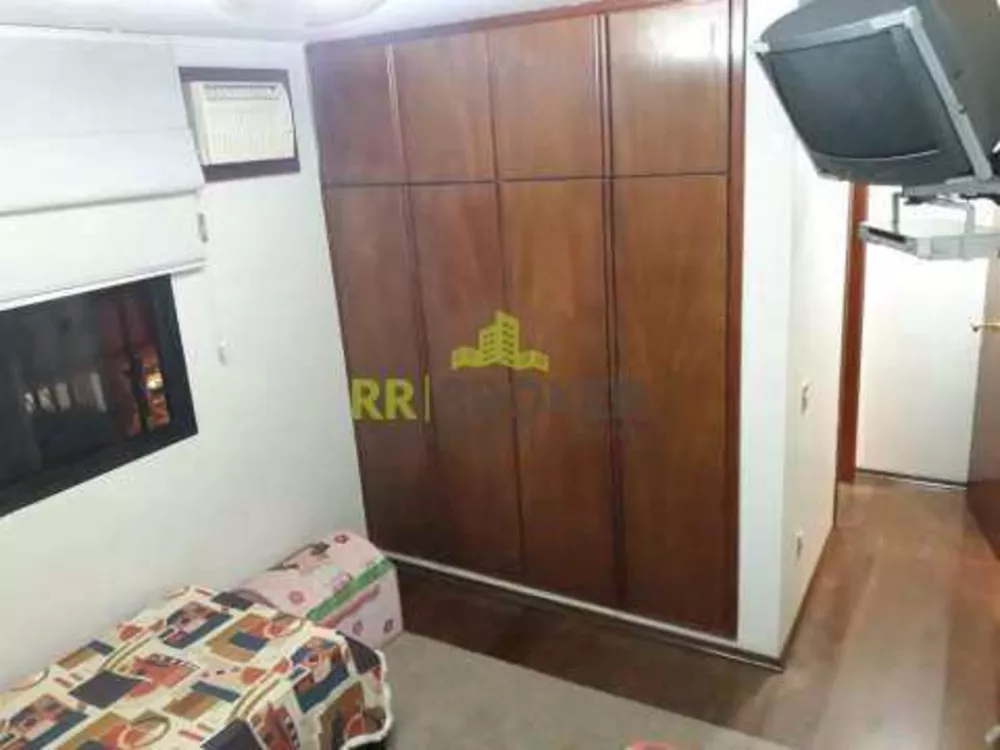 Apartamento à venda com 3 quartos, 180m² - Foto 5