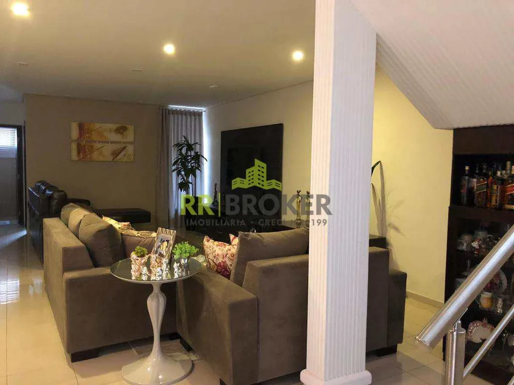 Sobrado, 3 quartos, 360 m² - Foto 1