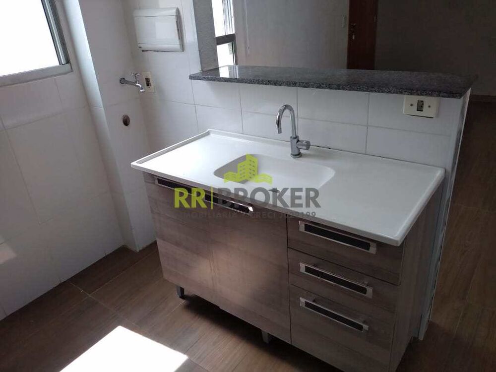 Apartamento à venda com 2 quartos, 42m² - Foto 1