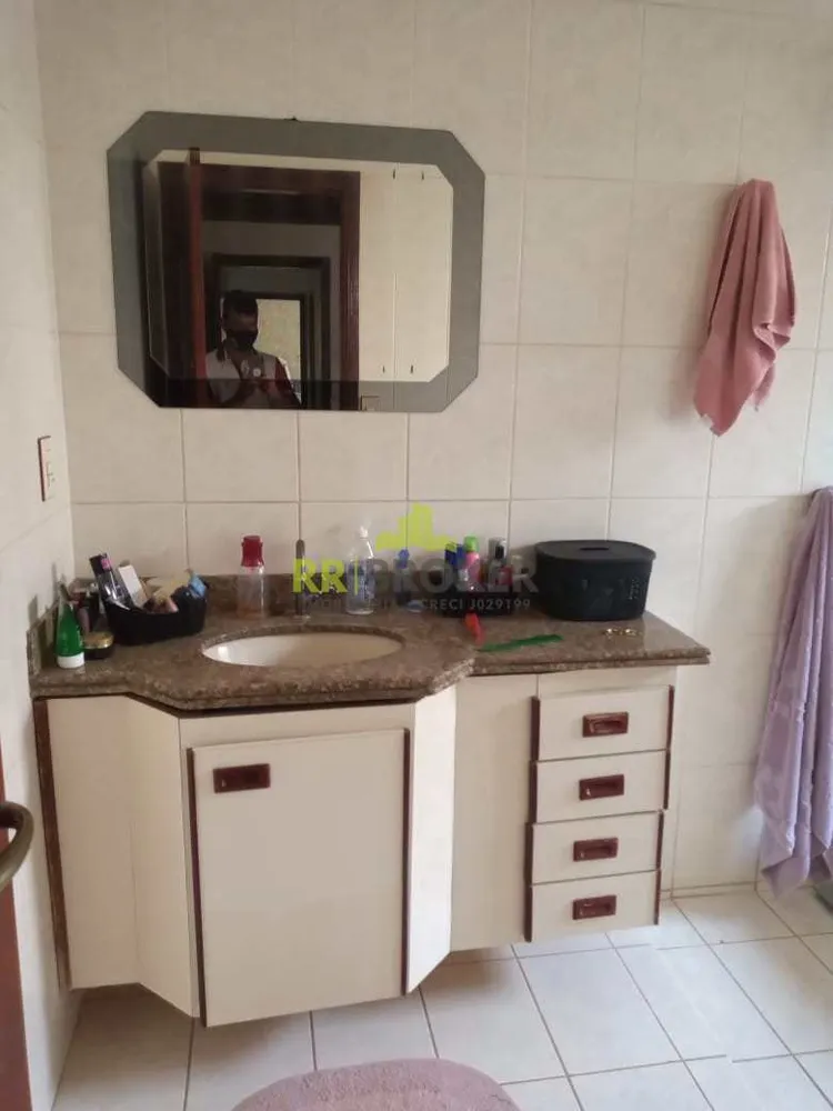 Casa, 3 quartos, 224 m² - Foto 11