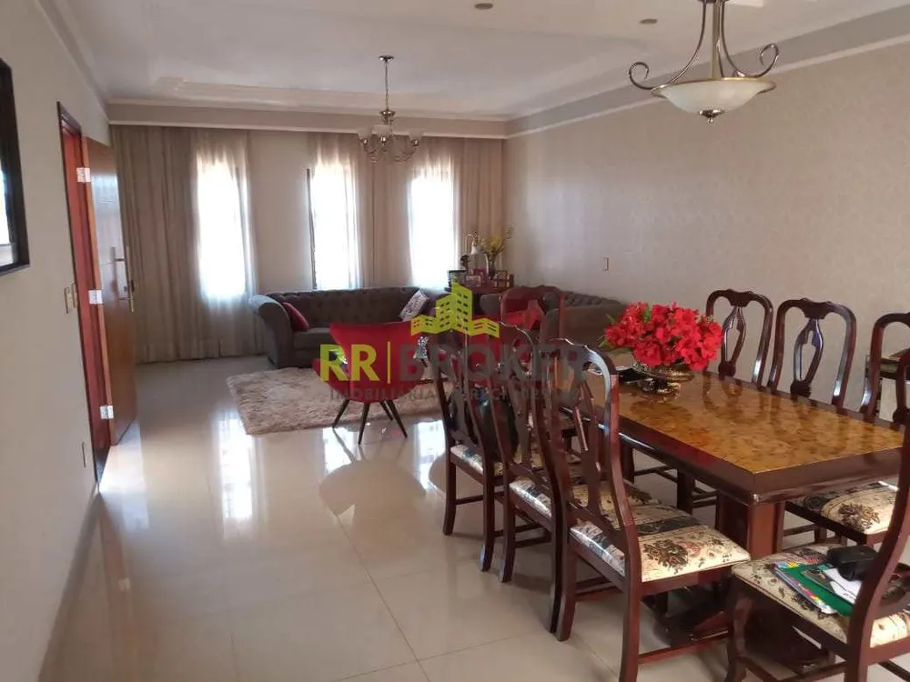 Casa, 3 quartos, 224 m² - Foto 8