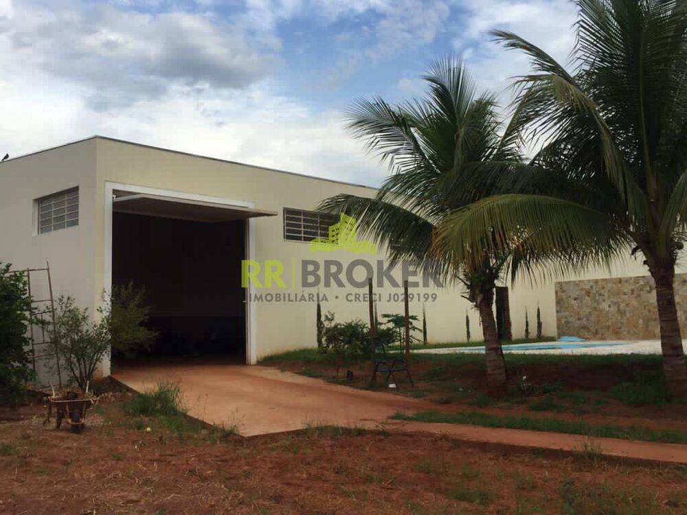 Chácara, 4 quartos, 1800 m² - Foto 1