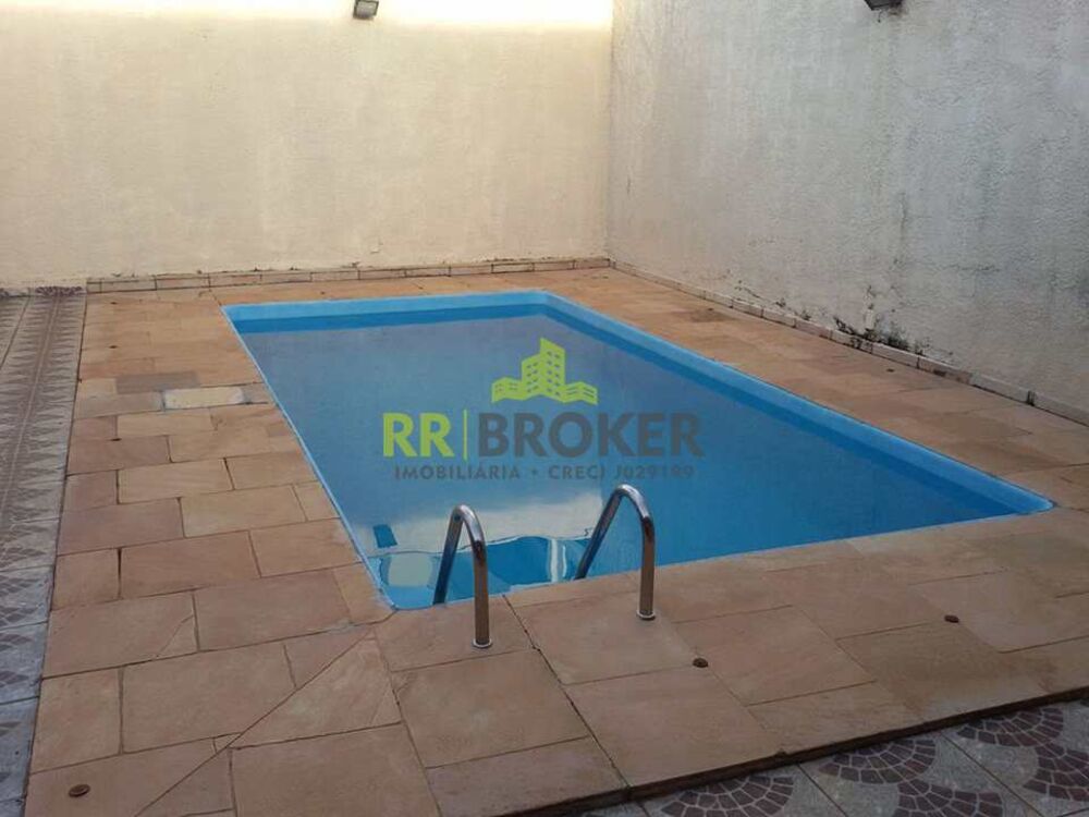 Casa à venda com 3 quartos, 360m² - Foto 7