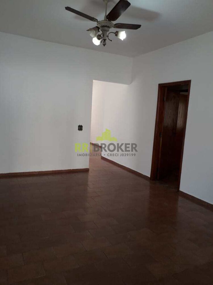 Casa à venda com 3 quartos, 360m² - Foto 8
