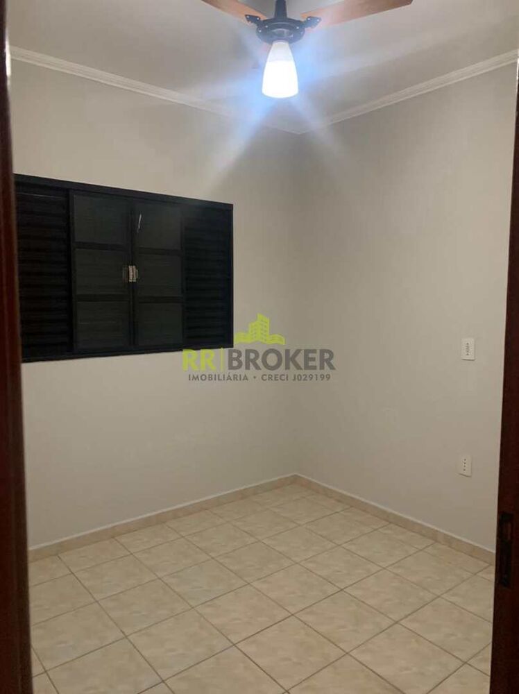 Casa à venda com 3 quartos, 200m² - Foto 4