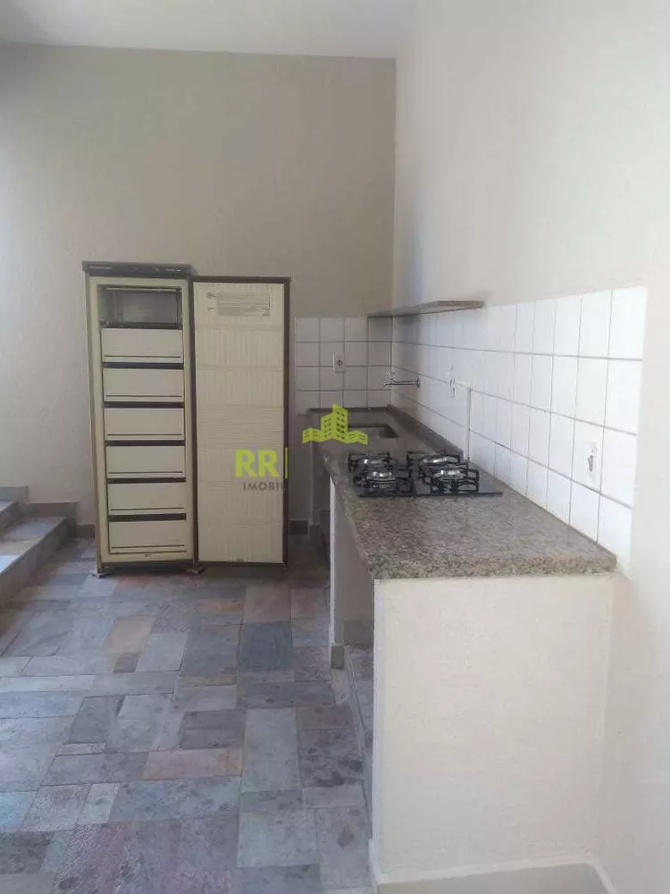 Apartamento para alugar com 3 quartos, 158m² - Foto 10