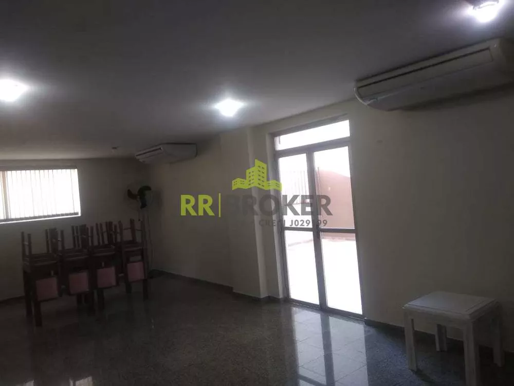 Apartamento para alugar com 3 quartos, 158m² - Foto 12