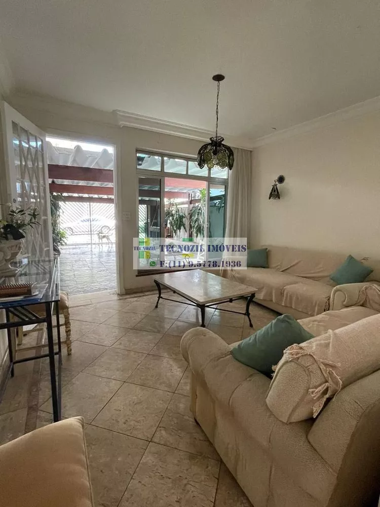 Sobrado à venda com 3 quartos, 220m² - Foto 2