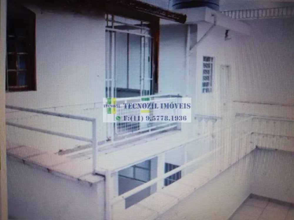 Sobrado à venda com 4 quartos, 200m² - Foto 1