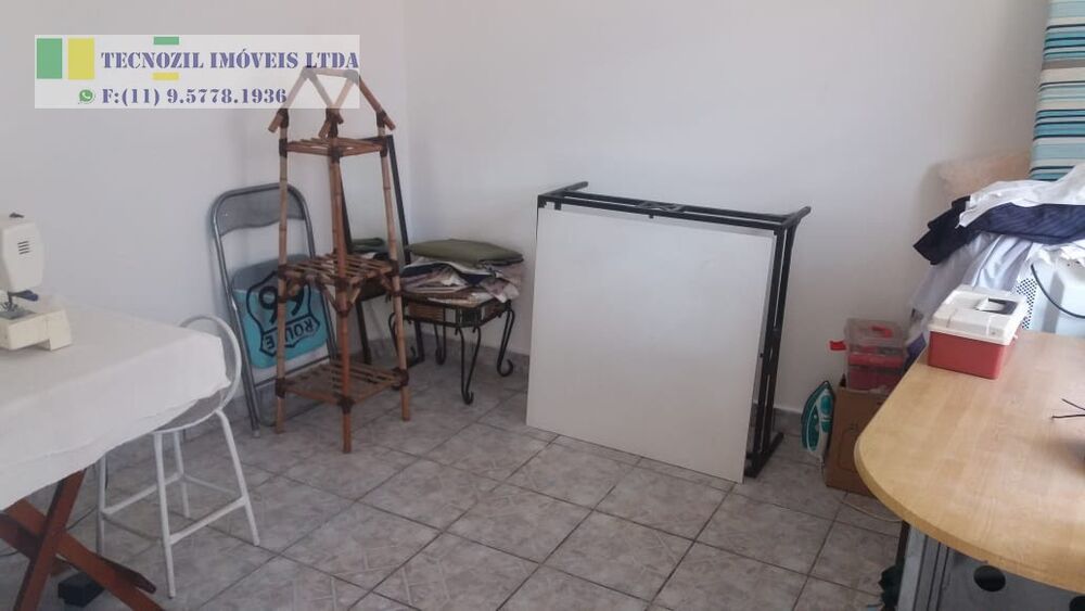 Sobrado à venda com 4 quartos, 200m² - Foto 4