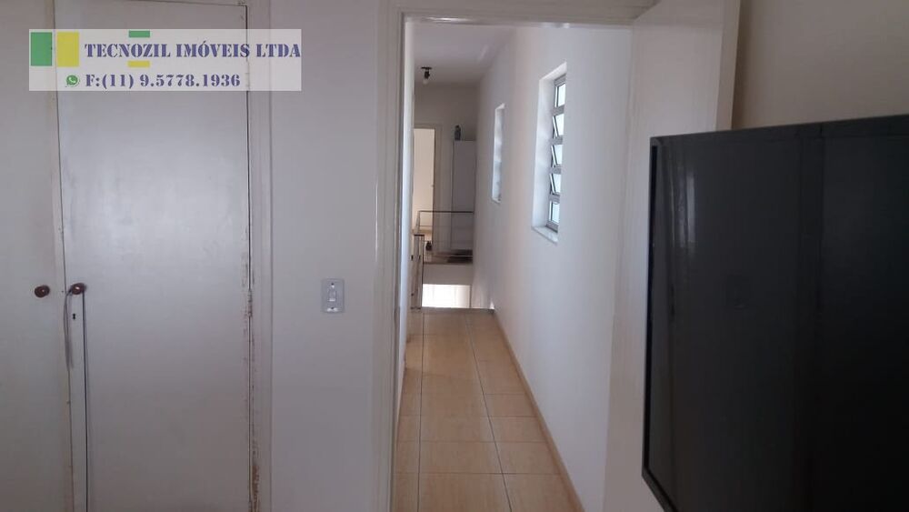 Sobrado à venda com 4 quartos, 200m² - Foto 16