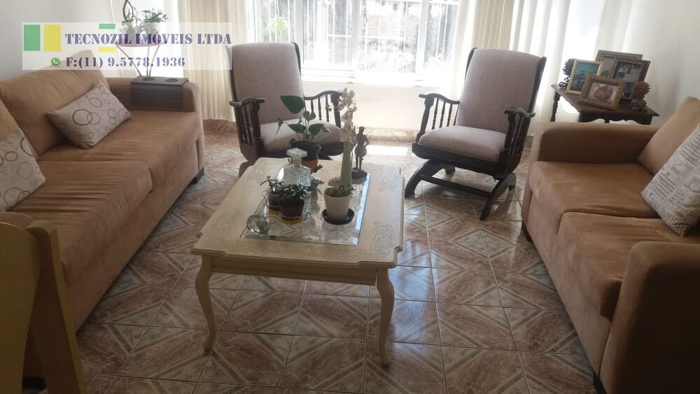 Sobrado à venda com 4 quartos, 200m² - Foto 2