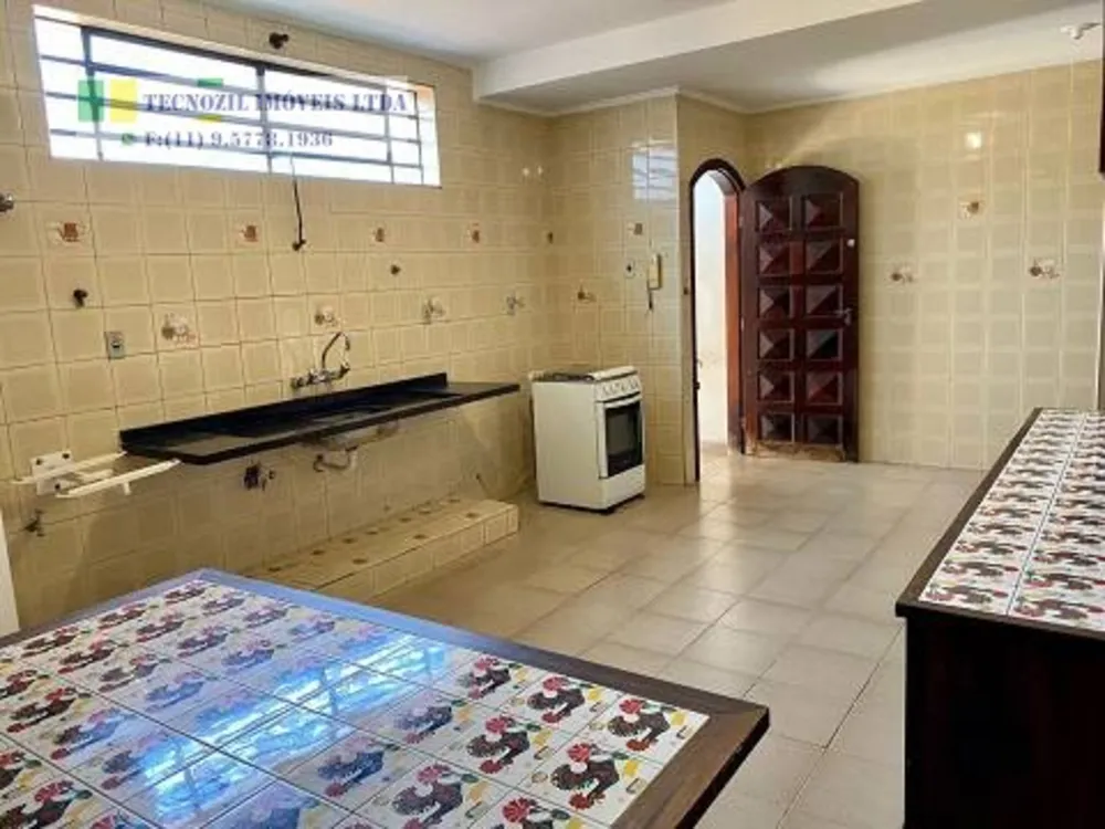 Sobrado, 3 quartos, 216 m² - Foto 3