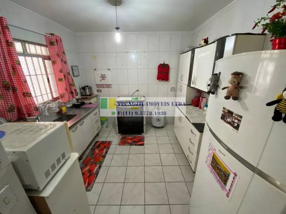 Sobrado à venda com 3 quartos, 140m² - Foto 2