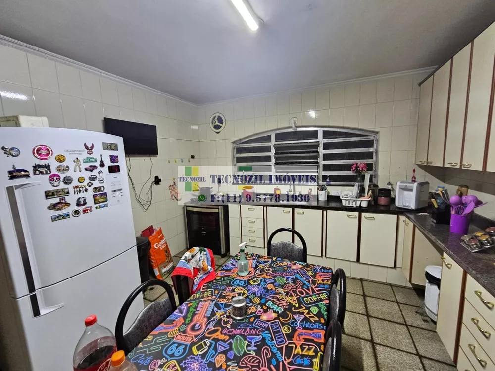 Sobrado à venda com 3 quartos, 168m² - Foto 4