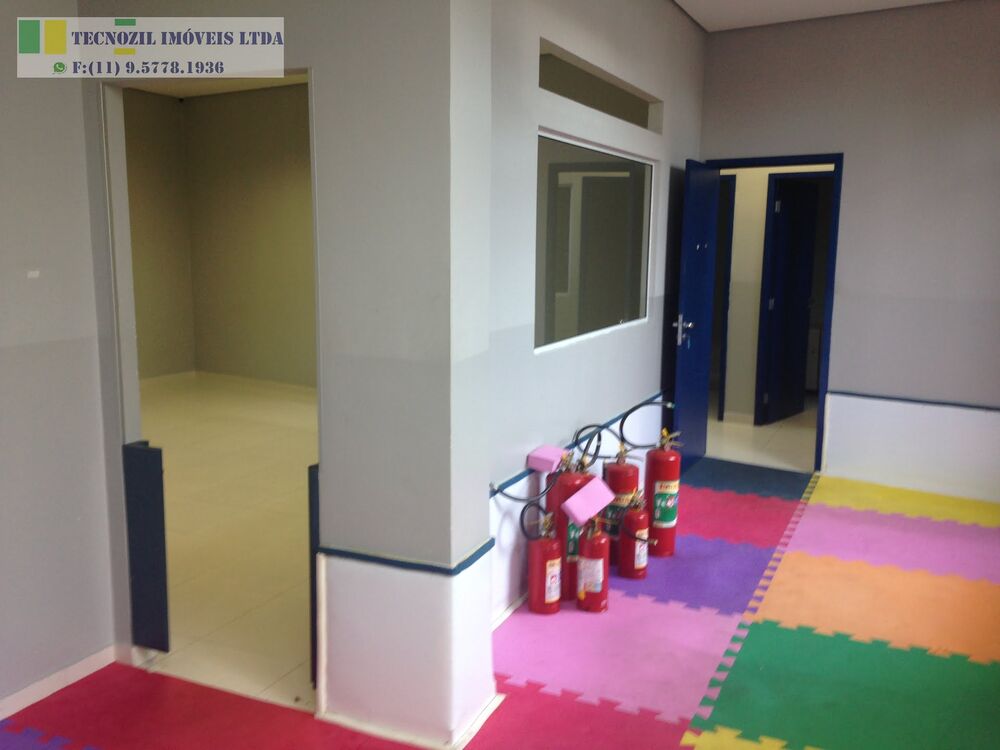 Prédio Inteiro, 560 m² - Foto 1