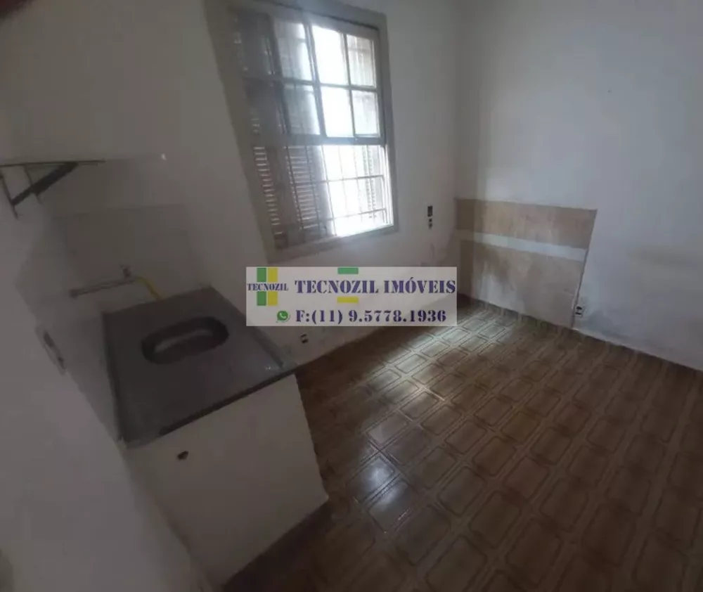 Sobrado à venda com 3 quartos, 250m² - Foto 1