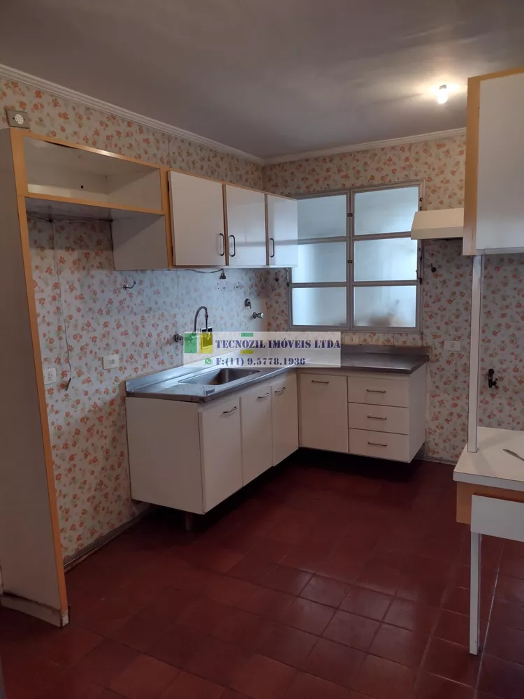 Apartamento para alugar com 4 quartos, 182m² - Foto 2