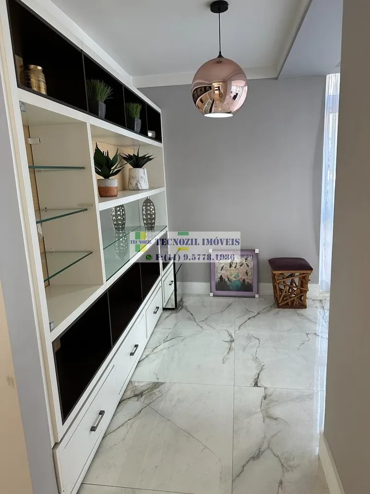 Apartamento, 3 quartos, 250 m² - Foto 1